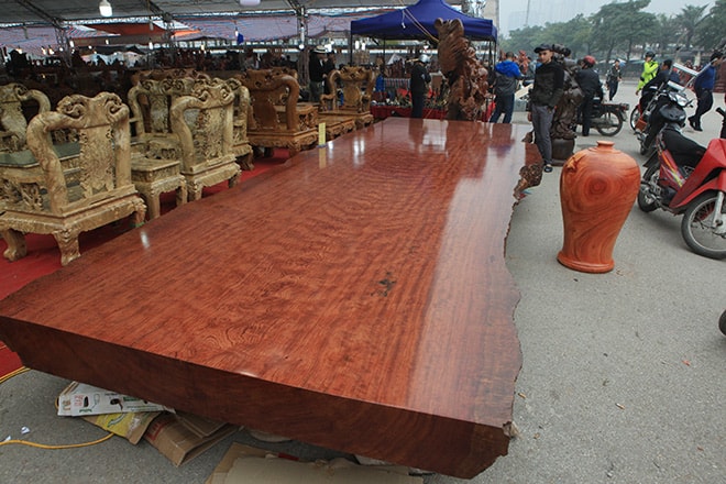 gỗ cẩm lai